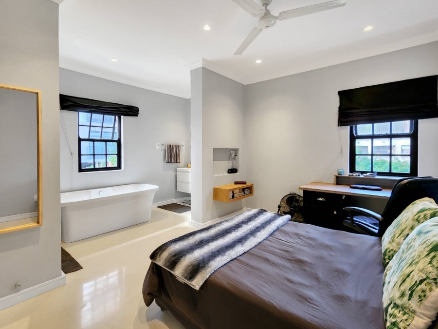 2 Bedroom Property for Sale in Cape Town City Centre Western Cape